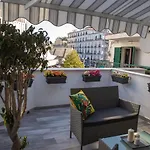 Donna Carmen Apartman Nápoly