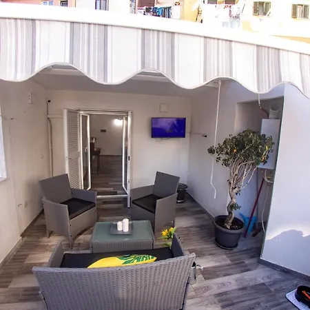 Donna Carmen アパート ナポリ