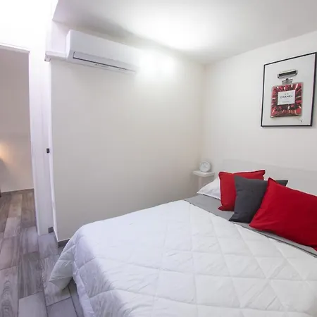 アパート Donna Carmen